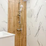 1br In A Brand-new Modern Complex Close To Centre *